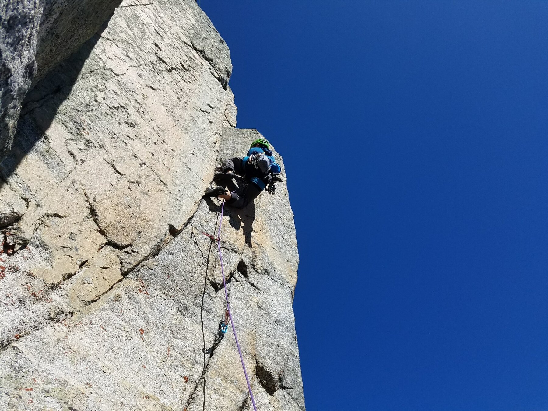Michal Matyjasik leading a pitch of Discovery on the Monolith, Wind River Range